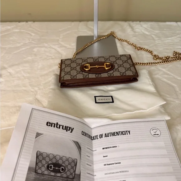 Gucci GG Supreme Horsebit 1955 WOC - Picture 2 of 16